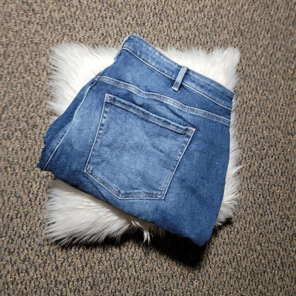 EUC Lane Bryant Hi-Rise Essential Stretch Straight Crop Size 24 - Picture 9 of 16